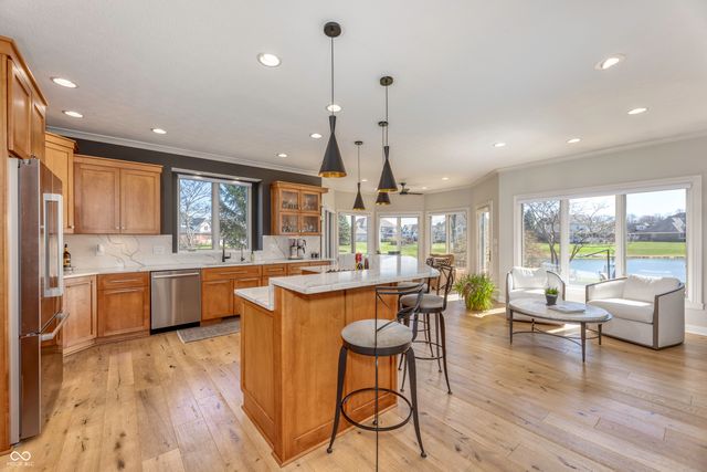 11785 Darsley Drive, Fishers, IN 46037