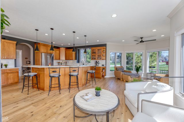 11785 Darsley Drive, Fishers, IN 46037