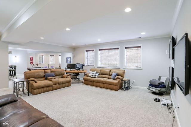 11785 Darsley Drive, Fishers, IN 46037