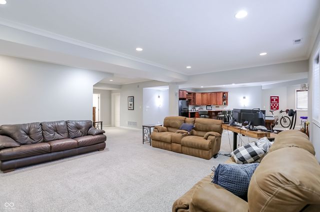 11785 Darsley Drive, Fishers, IN 46037