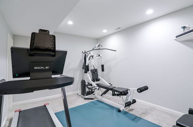 11785 Darsley Drive, Fishers, IN 46037