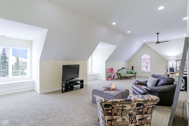 11785 Darsley Drive, Fishers, IN 46037