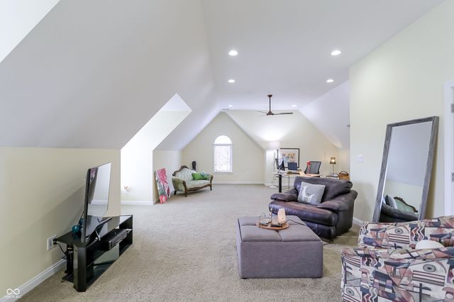 11785 Darsley Drive, Fishers, IN 46037