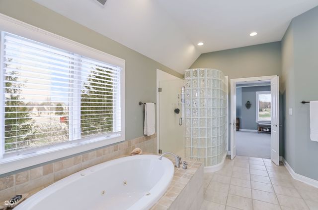 11785 Darsley Drive, Fishers, IN 46037