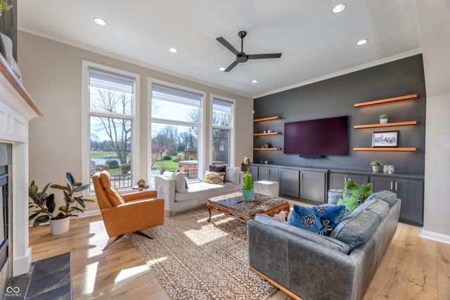 11785 Darsley Drive, Fishers, IN 46037