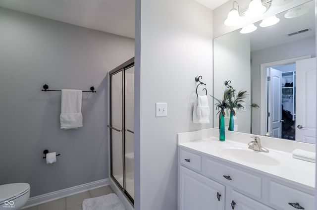 11785 Darsley Drive, Fishers, IN 46037