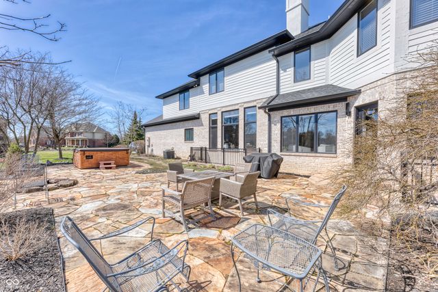 11785 Darsley Drive, Fishers, IN 46037