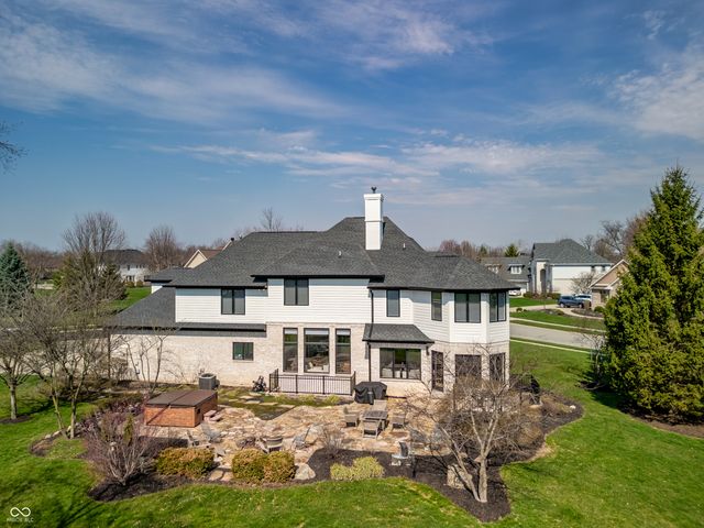 11785 Darsley Drive, Fishers, IN 46037