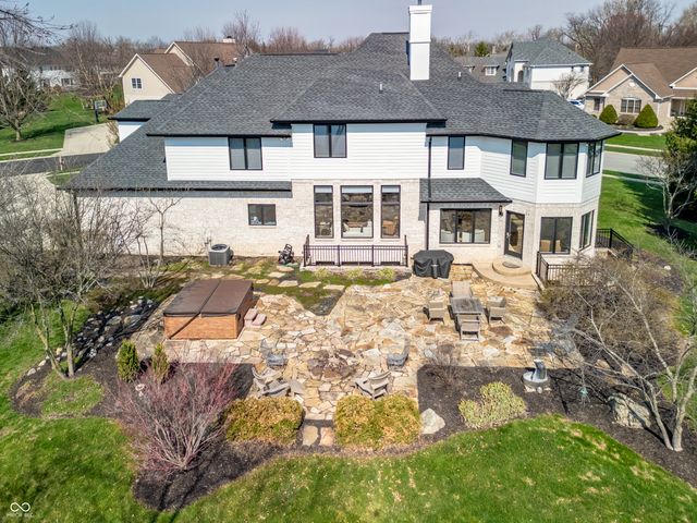 11785 Darsley Drive, Fishers, IN 46037