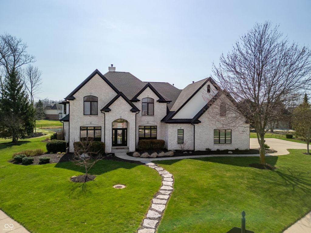 11785 Darsley Drive, Fishers, IN 46037