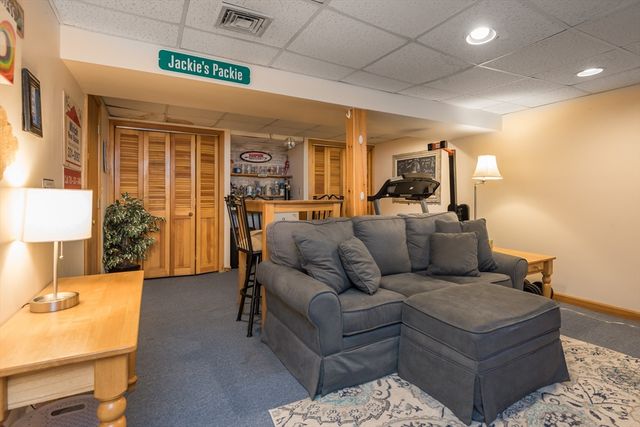 5 Judson Rd, Weymouth, MA 02188