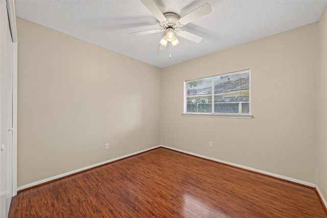 2931 Parkwood Manor Drive, Houston, TX 77339