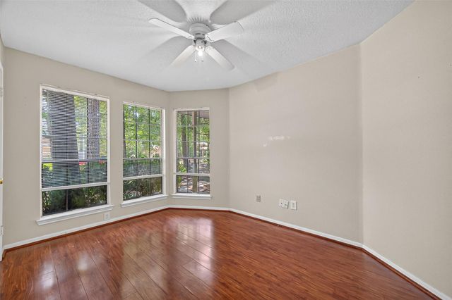2931 Parkwood Manor Drive, Houston, TX 77339