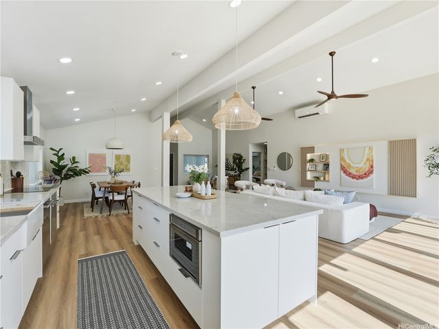 7157 Makaa Street, Honolulu, HI 96825