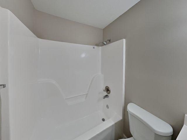 673 Mable Dr, La Vergne, TN 37086