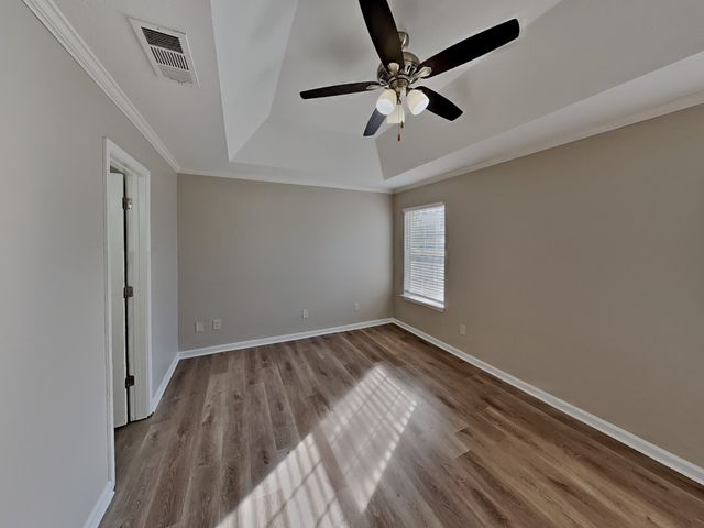 673 Mable Dr, La Vergne, TN 37086