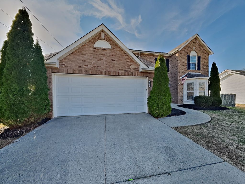 673 Mable Dr, La Vergne, TN 37086