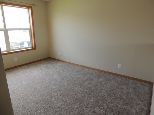 10442 64th Lane NE, Albertville, MN 55301