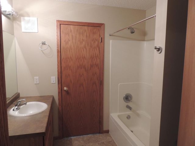 10442 64th Lane NE, Albertville, MN 55301