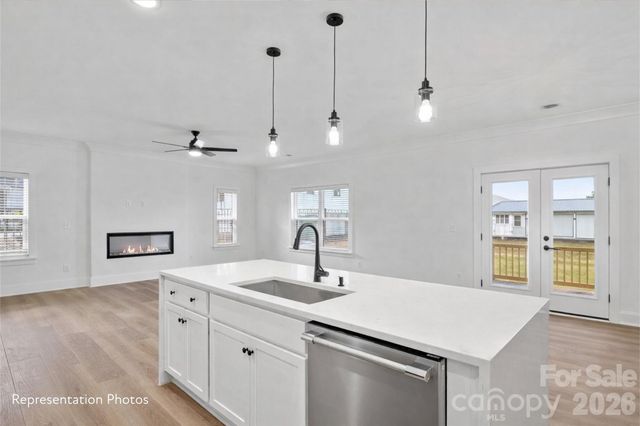 4506 Castleton Road, Charlotte, NC 28211