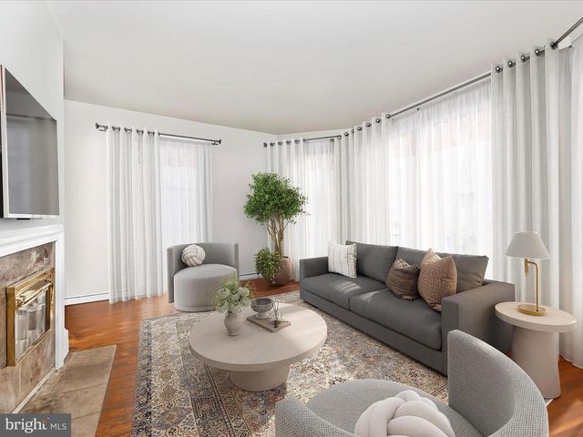 16 LOMBARD ST, Thurmont, MD 21788