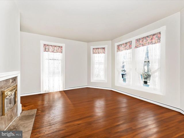 16 LOMBARD ST, Thurmont, MD 21788