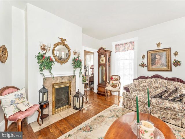 16 LOMBARD ST, Thurmont, MD 21788