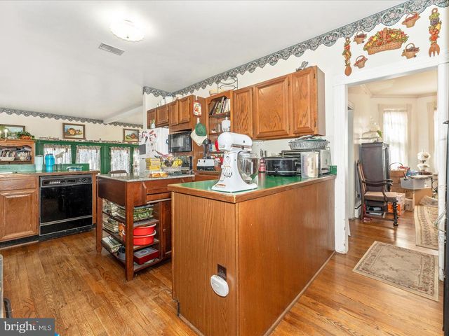 16 LOMBARD ST, Thurmont, MD 21788