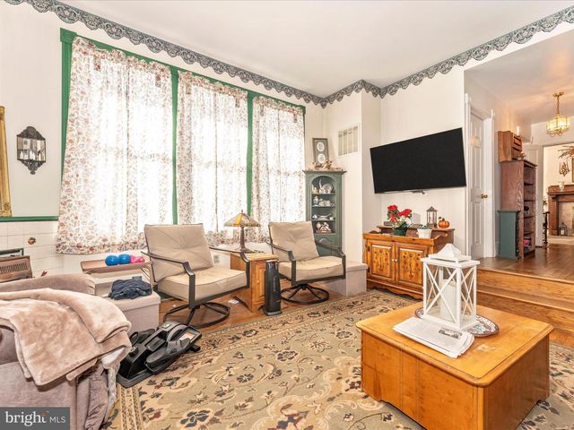 16 LOMBARD ST, Thurmont, MD 21788