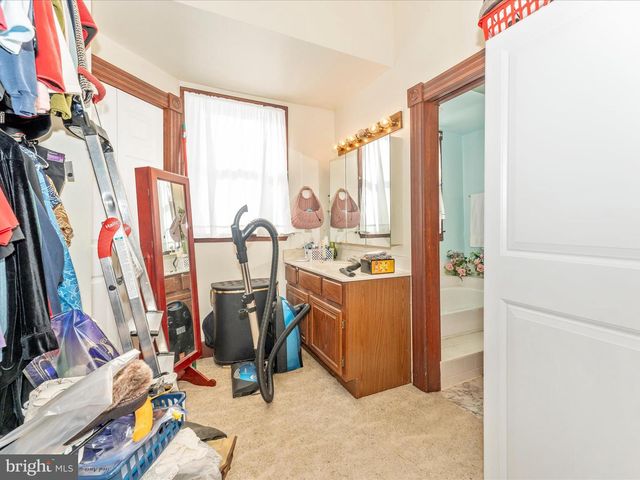 16 LOMBARD ST, Thurmont, MD 21788