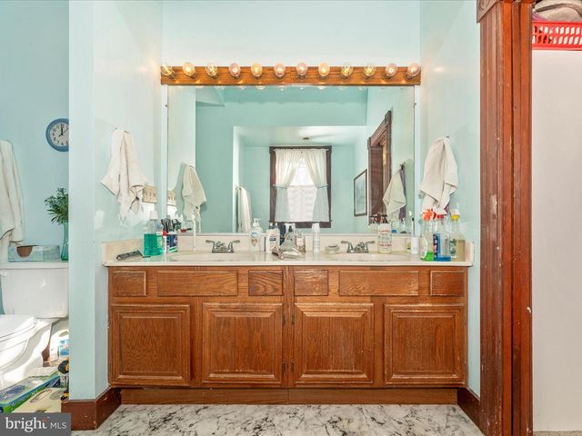 16 LOMBARD ST, Thurmont, MD 21788