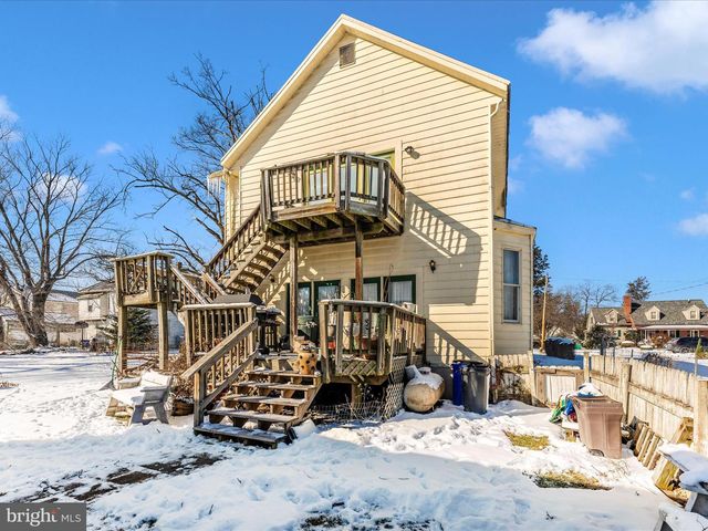 16 LOMBARD ST, Thurmont, MD 21788