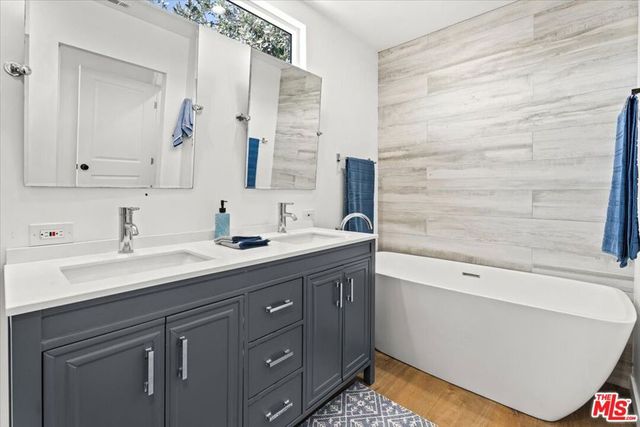6212 Tunney Avenue, Tarzana, CA 91335