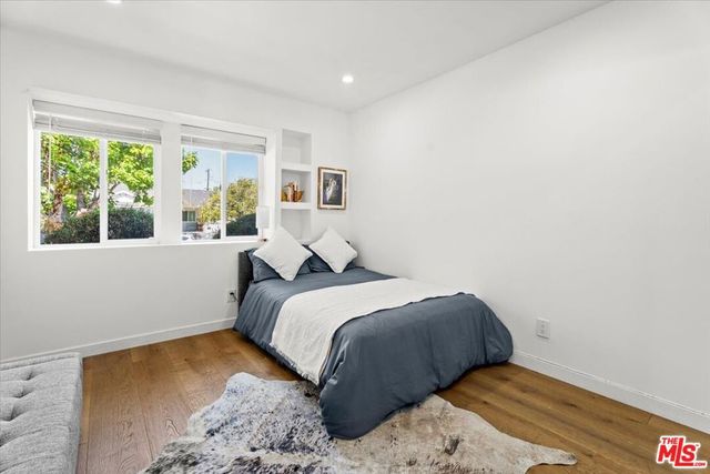 6212 Tunney Avenue, Tarzana, CA 91335