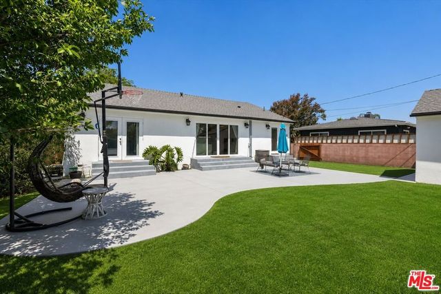 6212 Tunney Avenue, Tarzana, CA 91335