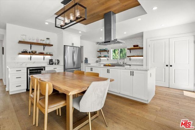 6212 Tunney Avenue, Tarzana, CA 91335