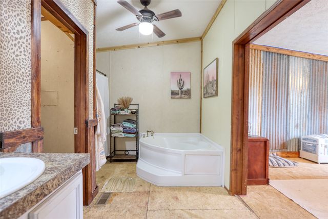 408 HCR 1414, Blum, TX 76627