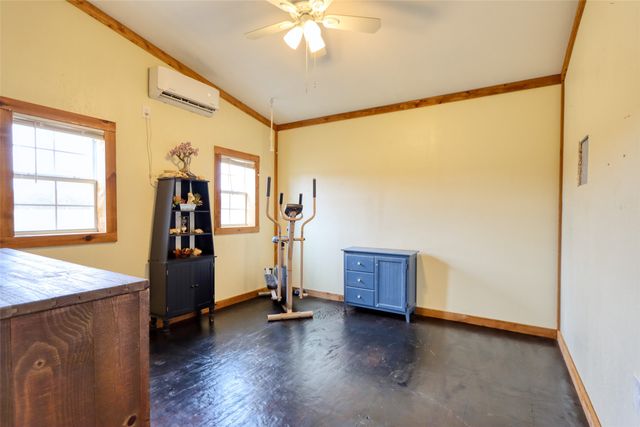 408 HCR 1414, Blum, TX 76627