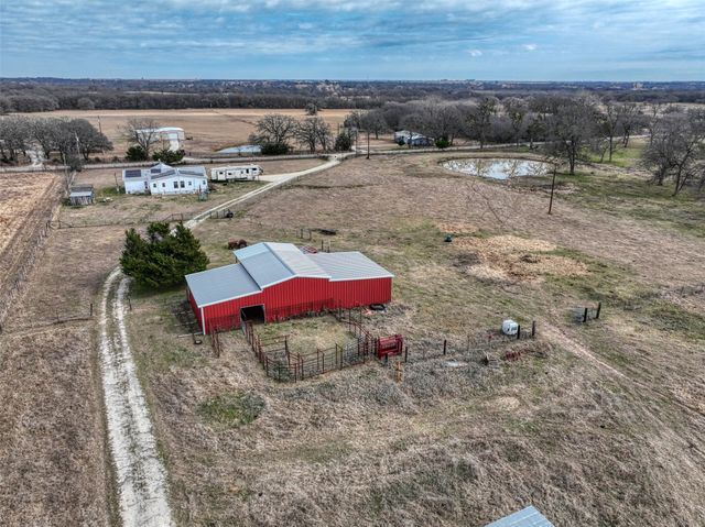 408 HCR 1414, Blum, TX 76627