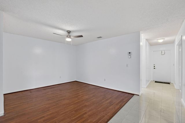 9364 Sable Ridge Circle 12-B, Boca Raton, FL 33434