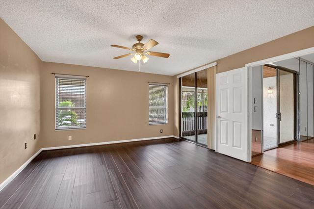 9364 Sable Ridge Circle 12-B, Boca Raton, FL 33434