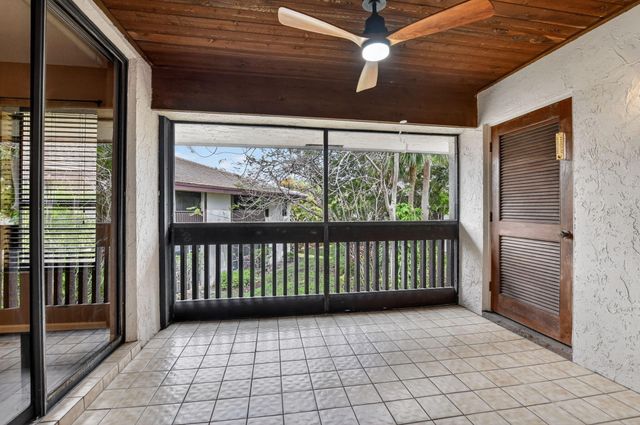 9364 Sable Ridge Circle 12-B, Boca Raton, FL 33434