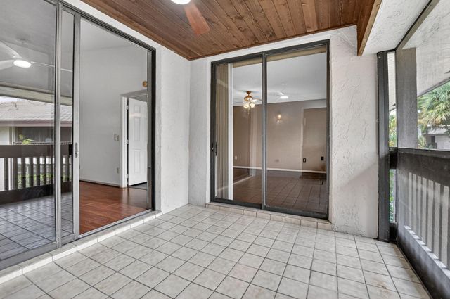 9364 Sable Ridge Circle 12-B, Boca Raton, FL 33434