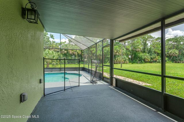 391 Abello Road SE, Palm Bay, FL 32909