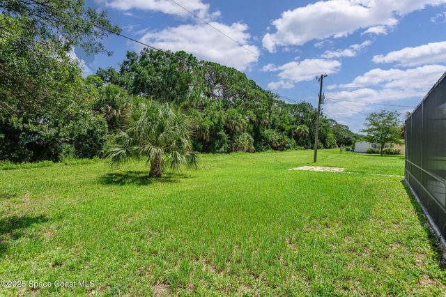 391 Abello Road SE, Palm Bay, FL 32909