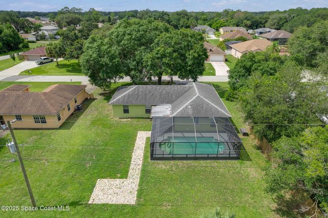391 Abello Road SE, Palm Bay, FL 32909