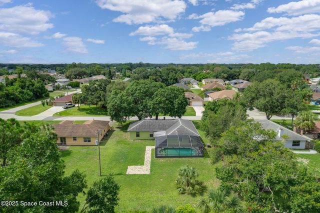 391 Abello Road SE, Palm Bay, FL 32909