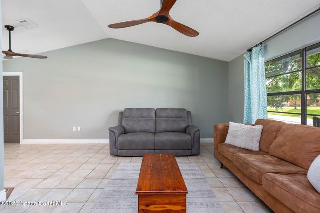 391 Abello Road SE, Palm Bay, FL 32909