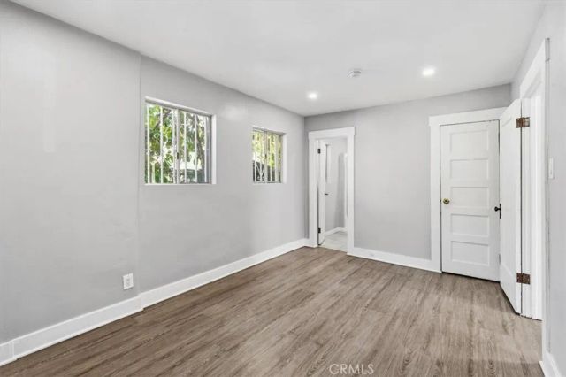 1049 W 67th, Los Angeles, CA 90044