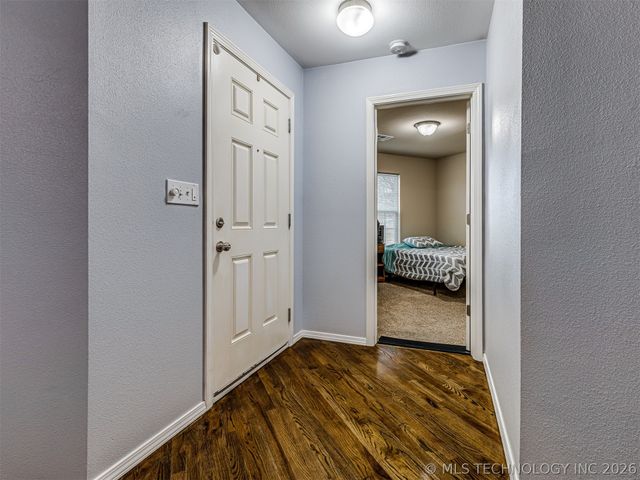 9283 S 255th East Avenue, Broken Arrow, OK 74014